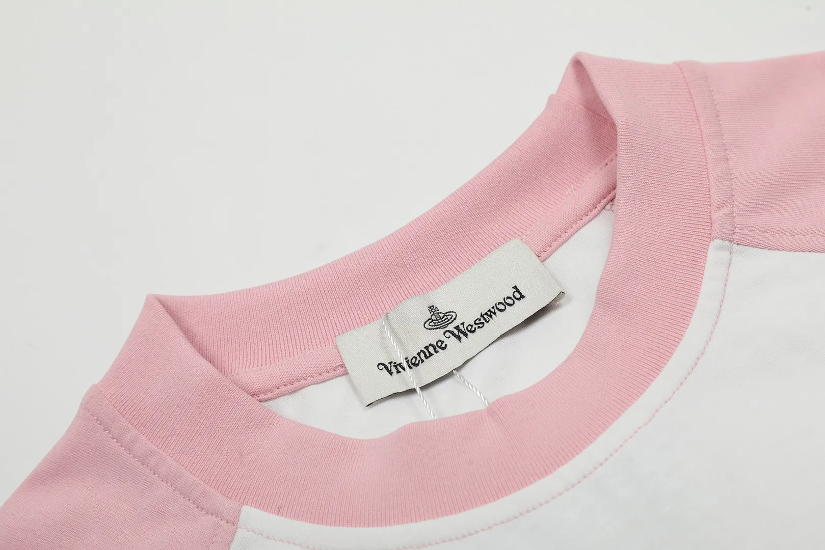 vivienne west wood The Queen Mother of the West Vivienne Saturn Raglan Color Block Short Sleeve VIVI 156# new fabrics have been washed twice at high temperature machine + water. It is the only one in the entire network that achieves 0 shrinkage. The Solona thread is arranged. The threaded neckline does not deform. It is tight and dense. Welcome to compare. The full range of correct accessories. Every detail is completely restored and can be stretched directly.
